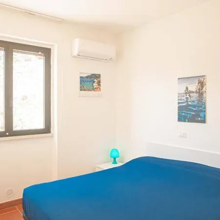 Giglio Blu 2 Apartment