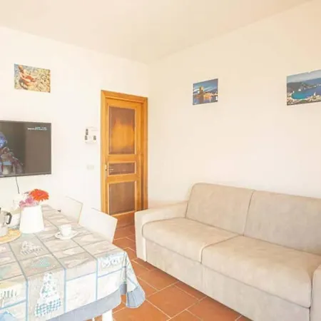 Apartment Giglio Blu 2 *