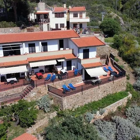 Apartamento Giglio Blu 2 *